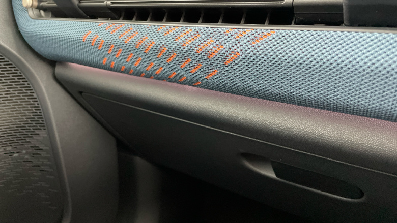 MINI Aceman 135kW E Classic 43kWh 5dr Auto Electric Hatchback